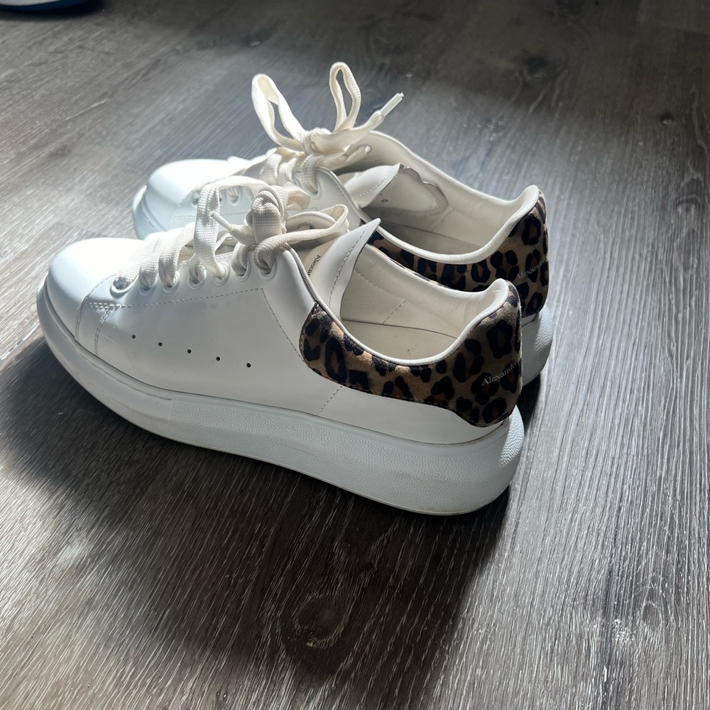 Alexander MCQUEENS